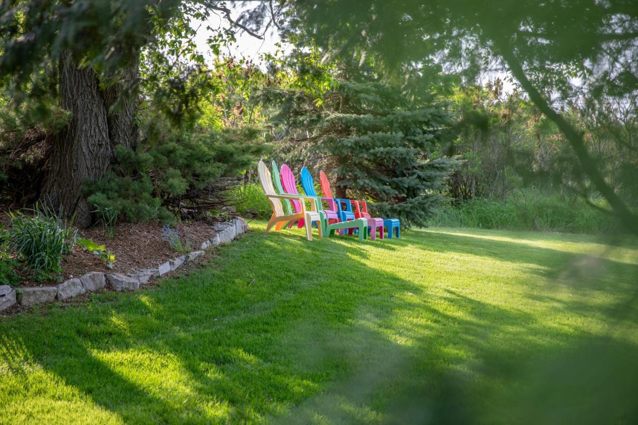 Coachlite Inn Sister Bay Bagian luar foto