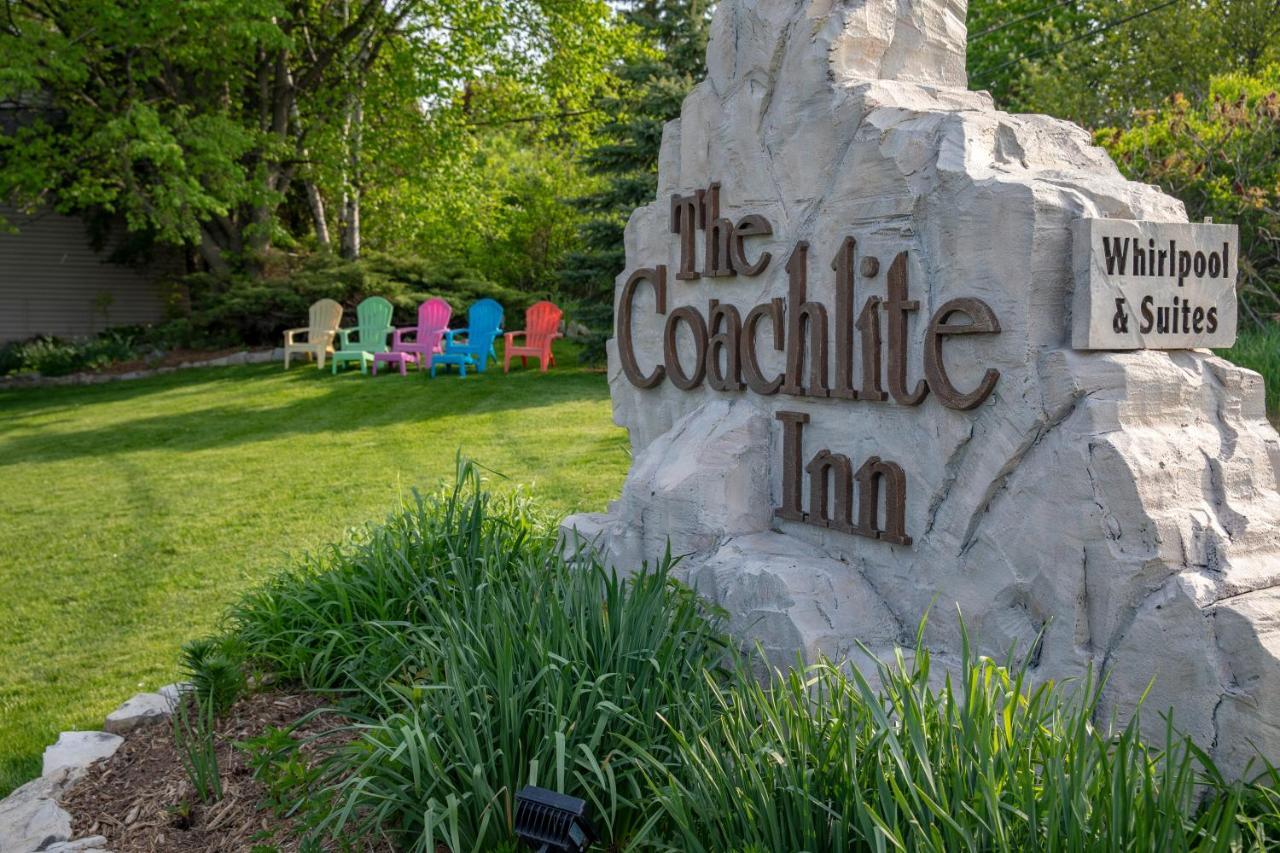 Coachlite Inn Sister Bay Bagian luar foto